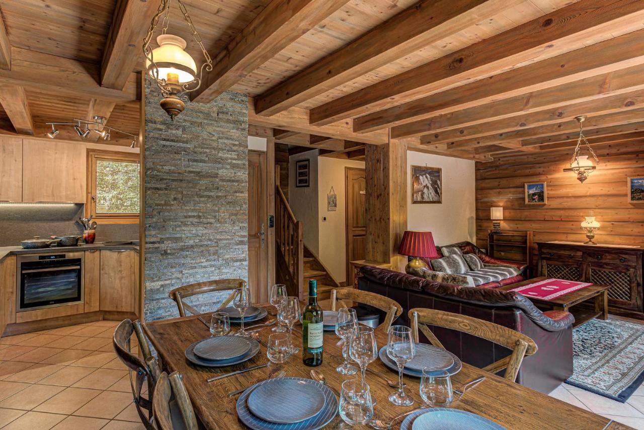 Chalet Blackbushe - Traditional Chalet - Alpes Travel - Sleeps 4-6 Les Houches Eksteriør bilde