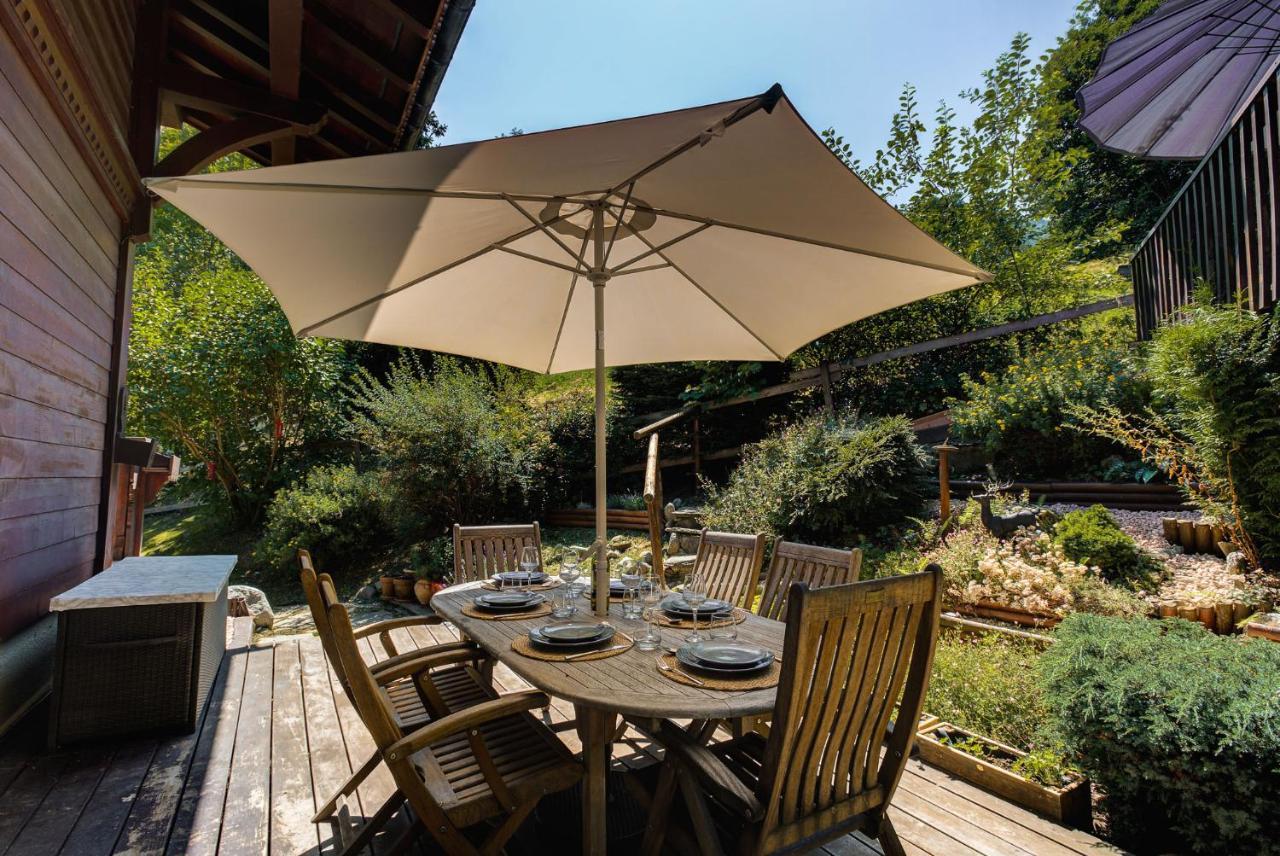Chalet Blackbushe - Traditional Chalet - Alpes Travel - Sleeps 4-6 Les Houches Eksteriør bilde